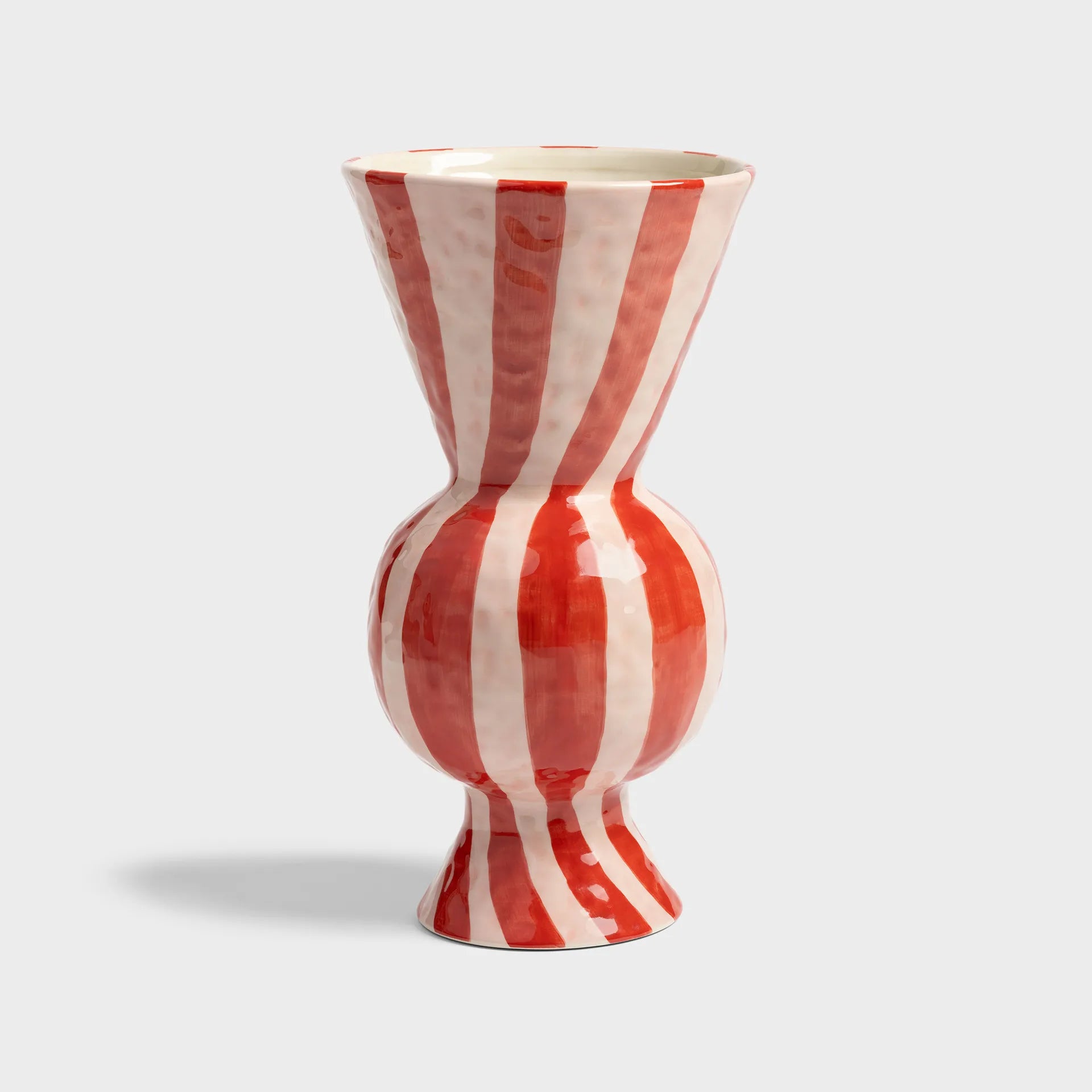 Vase rhombic red